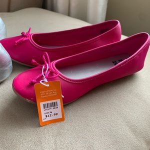 Girls flat dress shoes